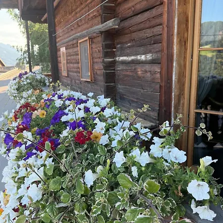 Tessenberg Mountain Retreat *